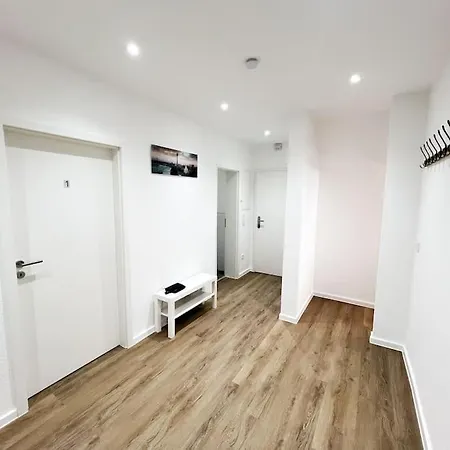 Apartamento Next To Fair 4 *