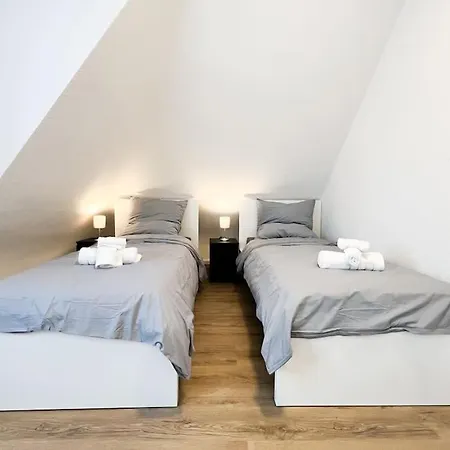 Next To Fair 4 * Düsseldorf